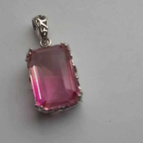 Pink TOPAZ STERLING SILVER PENDENT. 925 STAMPED - Picture 1 of 2